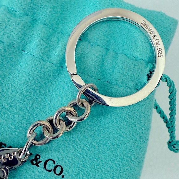 🚕 Vintage Tiffany & Co. Taxi Cab Keychain Accessory - Picture 4 of 10